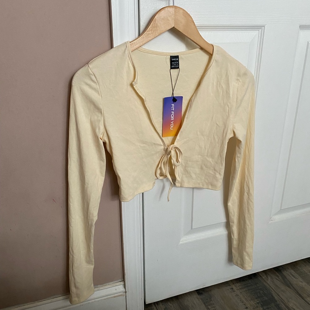 Shein Tie Front Long Sleeve Crop Top